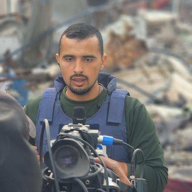 مراسل قناة الجزيرة إسماعيل الغول